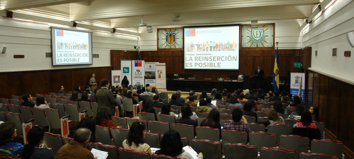 Primer Seminario "La Reinserción es Posible" organizado por el Consejo Consultivo de la Sociedad Civil de la Dirección Regional de Gendarmería de Chile