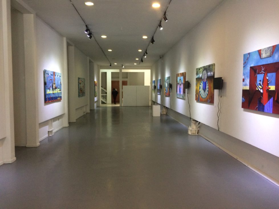 Actualmente presenta la exposición "Pinturas animadas de ayer y hoy" de los artistas Christian Lazo y Juan Carlos González.