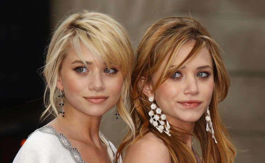 Mary-Kate y Ashley reciben estrella en Hollywood Walk of Fame.