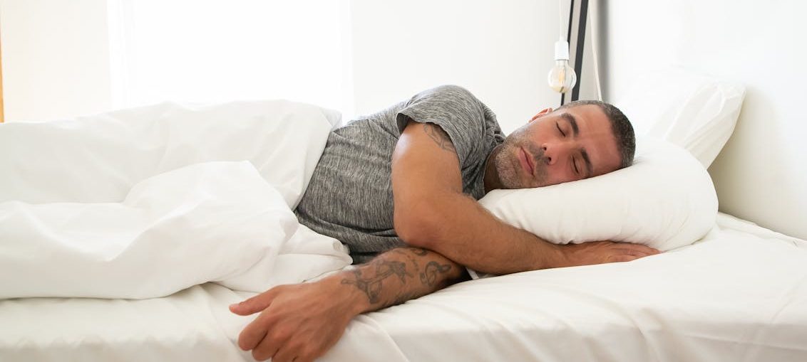 dormir bien en nuestra salud física y emocional