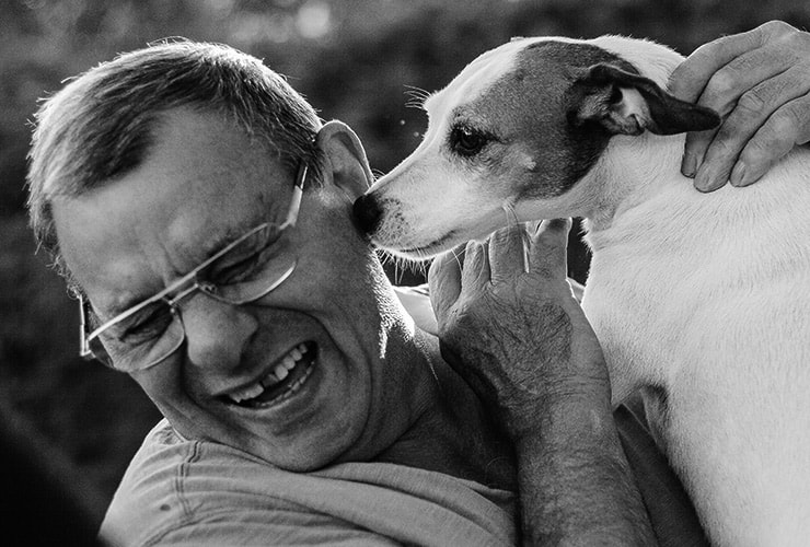 Perro con su dueño